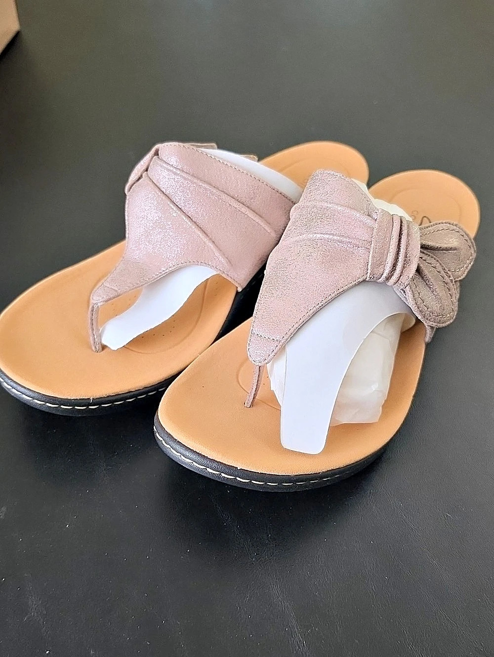 Clarks Collection Bow Sandals Bow Sandals in Champagne US 12 W NWT